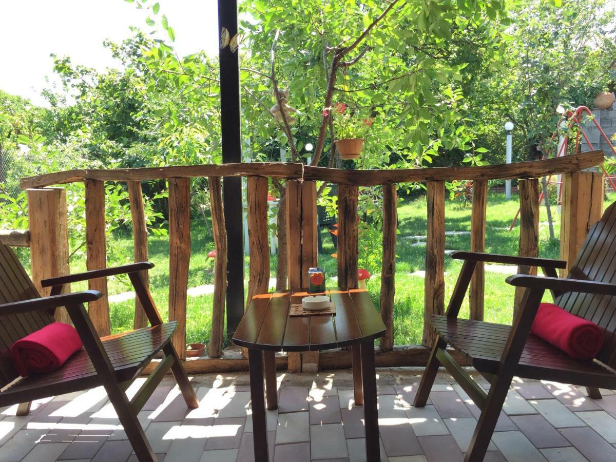 Guest House Poligloti 泰拉维 外观 照片
