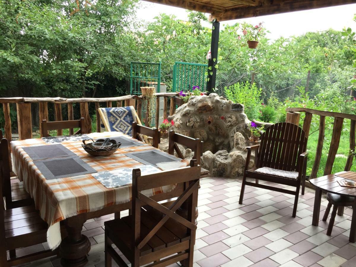 Guest House Poligloti 泰拉维 外观 照片