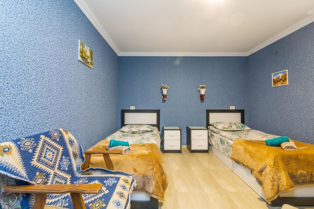 Guest House Poligloti 泰拉维 外观 照片